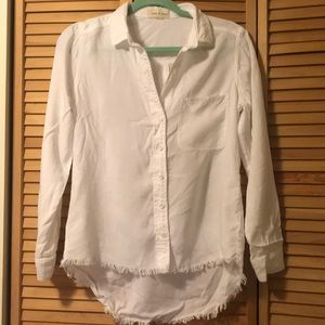 Long sleeve button-down shirt